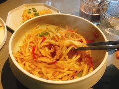 豆角丝炒肉拌转百刀-日上三甘(三里屯店)