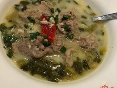 酸汤浸肥牛肉-新宝餐厅(流塘店)