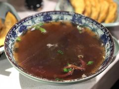 干切牛肉粉丝汤-老新隆牛肉锅贴(新街口店)