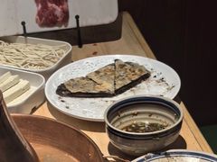 招牌麻酱糖饼-鲜小岛·铜锅涮肉