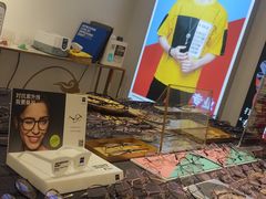 -肆兮眼镜·蔡司·徕卡战略合作店(大坪店)