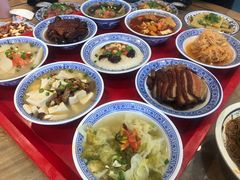 -蓝田九大碗民俗食府(蓝田店)