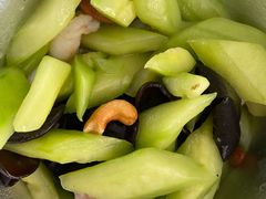 -孙家外婆•长春地标美食新名片(吾悦广场店)