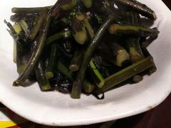 清炒苔菜-洁雅小南方俏巴鱼馆(汴河街店)