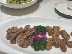 -梅利汴京烤鸭•开封豫菜地标店(东大街店)