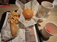 -The Habit Burger Grill 哈比特汉堡(复兴soho店)