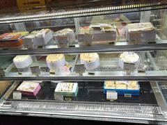 面包甜点陈列柜-家琳甜品(江南东店)