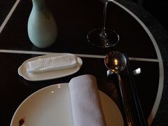餐具摆设-杭州西子湖四季酒店·金沙厅