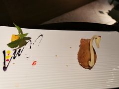 -上海滴水湖皇冠假日酒店