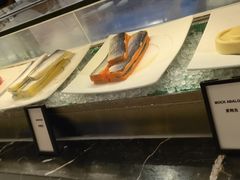 -广州万富希尔顿酒店·感趣自助餐厅·金秋蟹宴生蚝海鲜刺身