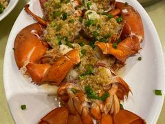 -三亚火车头万人海鲜广场