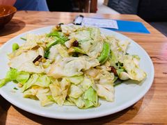 -先启半步颠小酒馆(虹桥龙湖天街店)