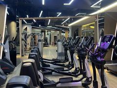 -威克健身游泳(万菱汇店)