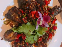 蒜香金排骨-胡桃里音乐酒馆(海雅缤纷城店)