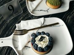 -UNI UNI(环亚凯瑟琳店)