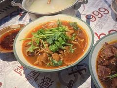 -耙吉吉川味小酒馆(本地人回头店)