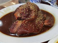 -巷子深菜馆·津门肘子(滨海店)