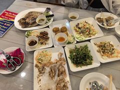 -两兄弟Song Pee Nong(2号店)