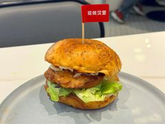 招牌秘制鸡腿堡-必胜客(天鹅湖万达店)
