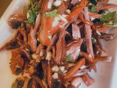 -金牌餐厅·天津菜·八珍豆腐·老爆三(瓷房子店)