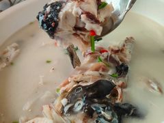-美顺香食府鱼头老店(雪野湖店)