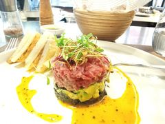 牛肉塔塔配牛油果黑橄榄酱-Solo(衡山路店)