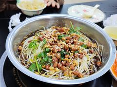 -周良天山牛杂城(天山路总店)