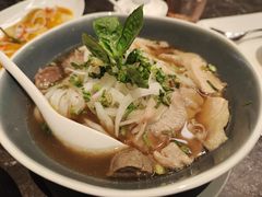 -港丽餐厅(高德置地店)