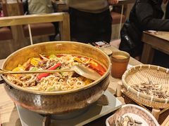 -毛肚向右·川渝毛肚王(经开永旺店)