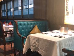 卡座-领鲜活海鲜榴莲自助火锅(东门店)