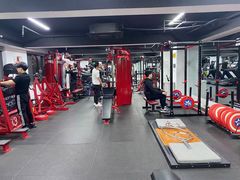 -坚果健身24小时工作室(定西路店)