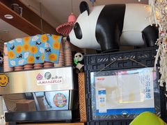 -熊猫一间店欧式奶茶铺