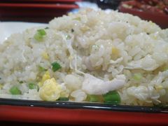 -虾弄弄海派小龙虾·牛羊蝎子火锅