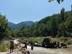 -尧山大峡谷漂流