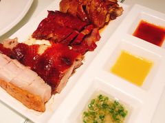 烧味双拼-新大咀港式茶餐厅(宝山万达店)