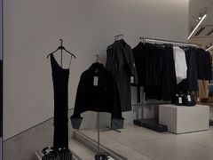 -ZARA(大上海时代广场店)