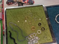 -Gucci(首创奥特莱斯店)