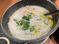 云南过桥米线-云海肴云南菜(正大广场店)