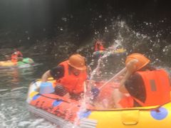 -安吉龙王山峡谷漂流