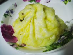 -俞记安顺特色破酥包(民生路店)