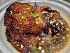 -老码头黑皮肘子锅包肉(赣水路店)