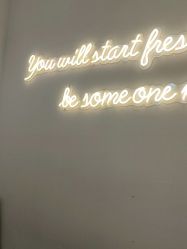 -M Nails & Beauty美甲美睫美体