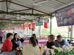 -小赖鱼馆·铁锅炖(官厅水库店)