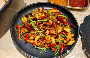 Spicy Stir-fried Chicken Gizzard and Squid