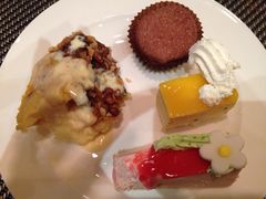 北京希尔顿逸林酒店逸轩西餐厅-北京希尔顿逸林酒店-逸轩西餐厅-自助餐厅