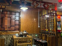 -果松木炭酸菜铜火锅·外婆参鸡汤