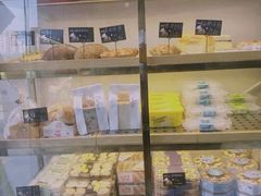 面包甜点陈列柜-焙·伴蛋糕茶歇甜品台定制