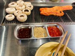 -马路牙子地桌烤肉(工体店)