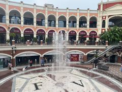 -佛罗伦萨小镇广佛名品奥特莱斯(疏港路店)