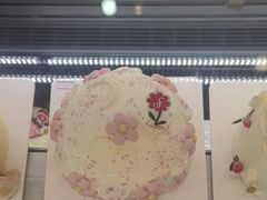 -花花卷卷·鲜食蛋糕(静安久光百货店)